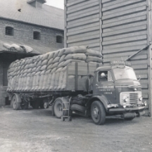 A Bradshaws lorry from 1950